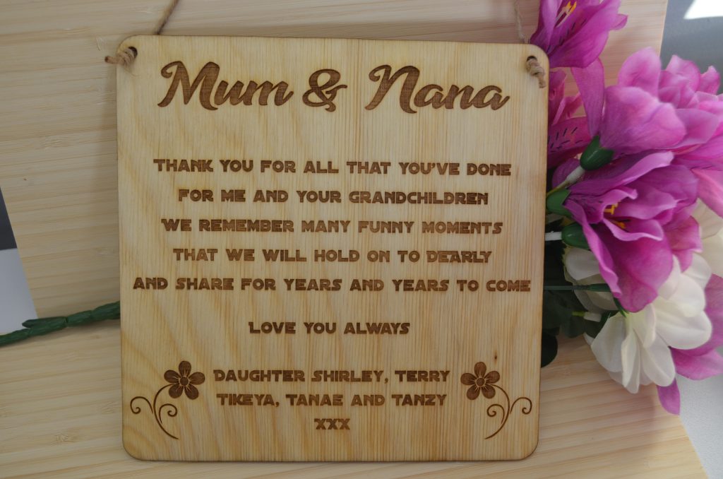 Mum & Nana Personalised Plaque