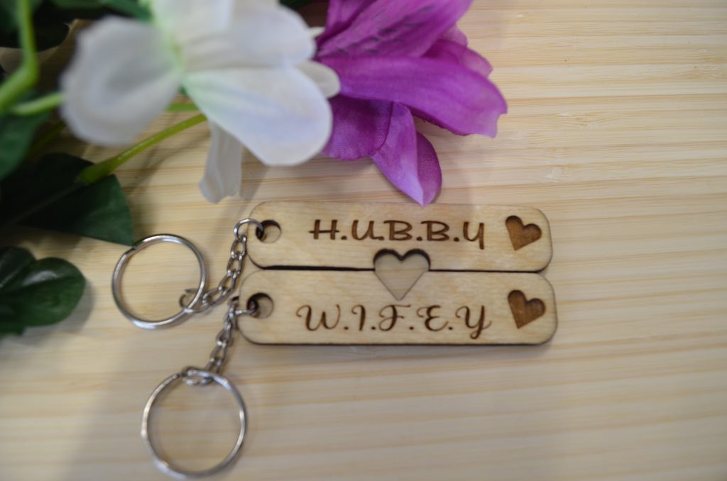 Hubby Wifey Keyring Set